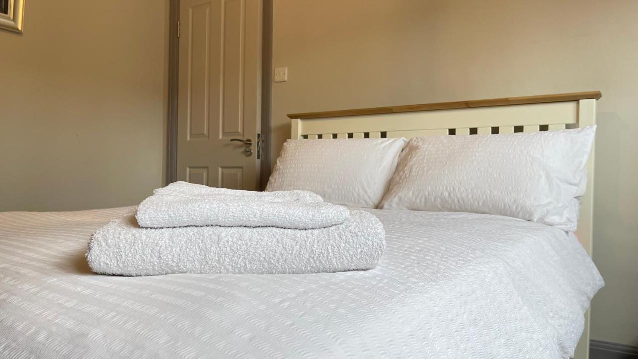 Spacious Double Room With Private Bathroom In Quiet Area Only 20 Min To Central London Streatham Vale Exteriör bild