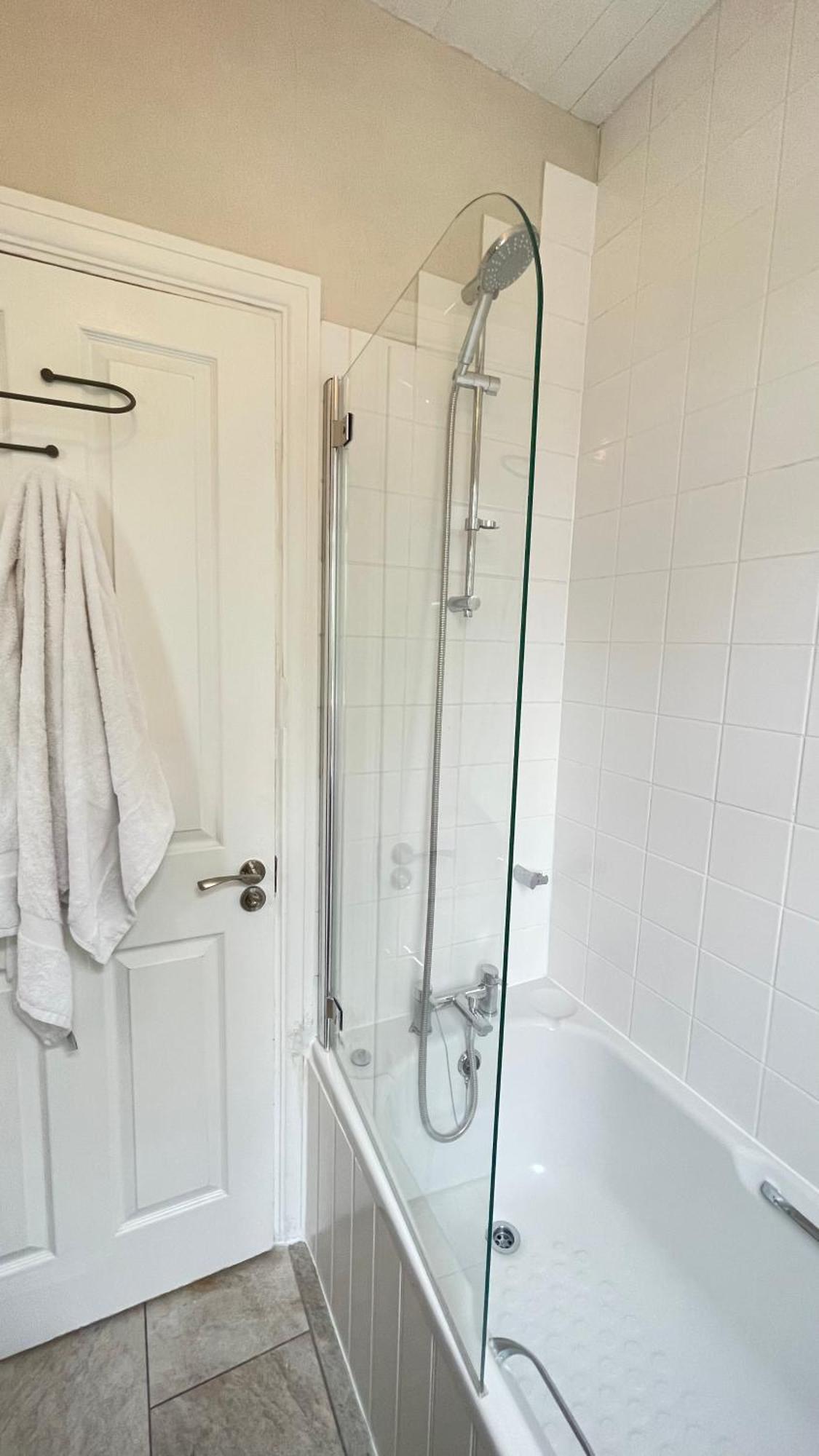Spacious Double Room With Private Bathroom In Quiet Area Only 20 Min To Central London Streatham Vale Exteriör bild