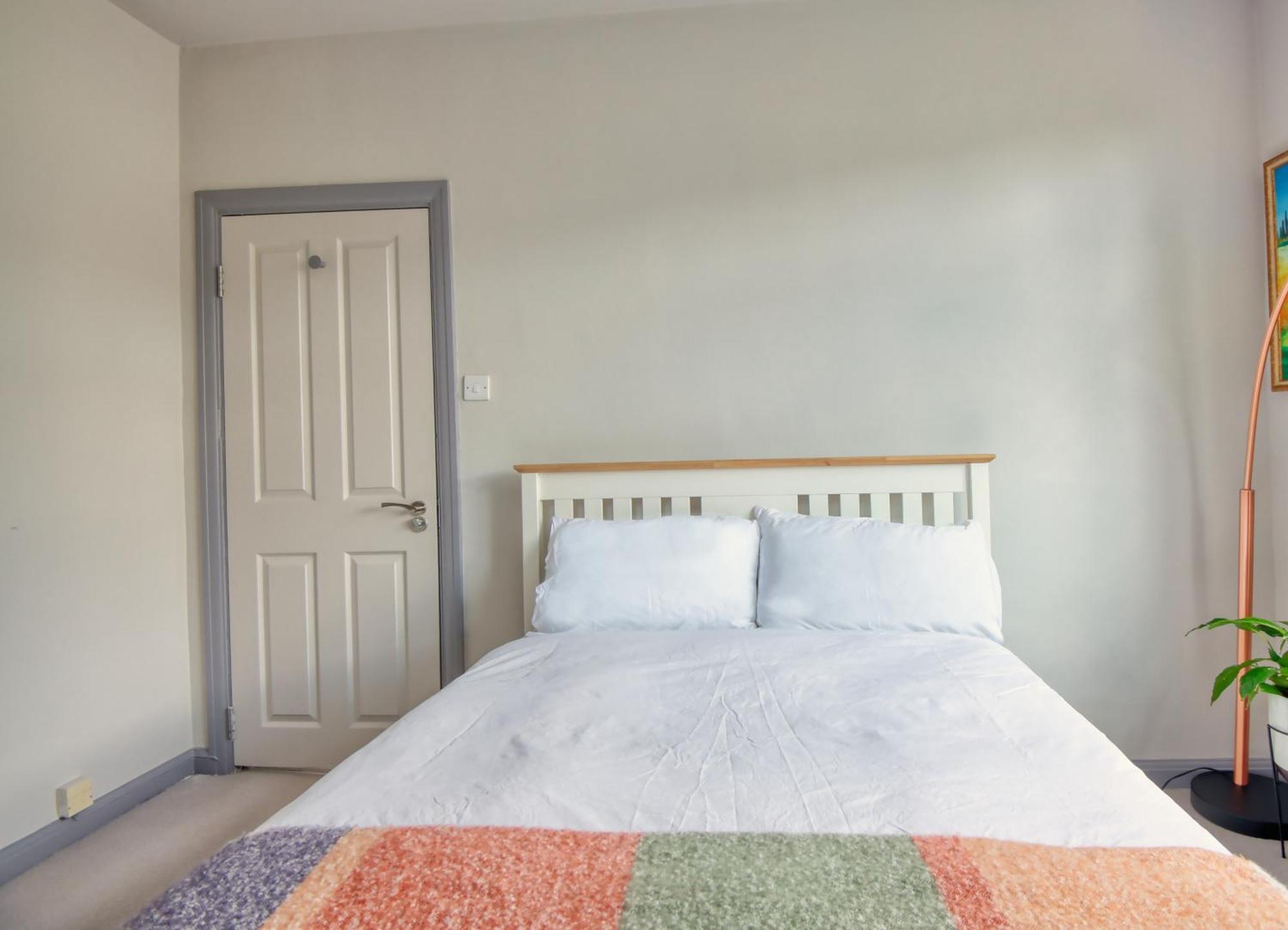 Spacious Double Room With Private Bathroom In Quiet Area Only 20 Min To Central London Streatham Vale Exteriör bild